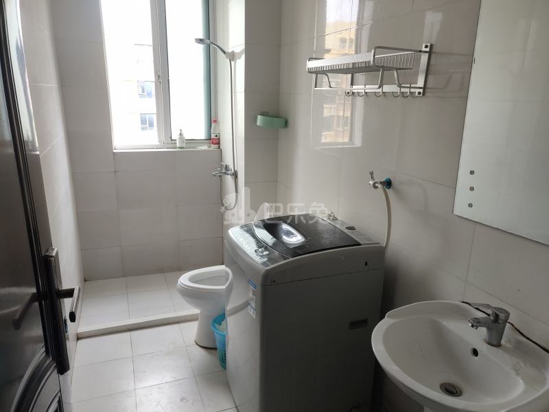 陆家角馨苑东区5791287卫生间图11