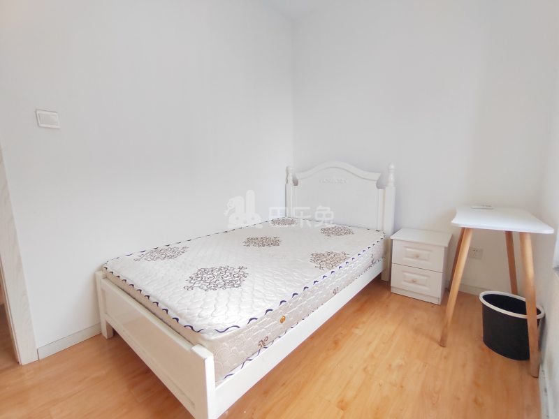 嘉诚国际花园5838697卧室图1