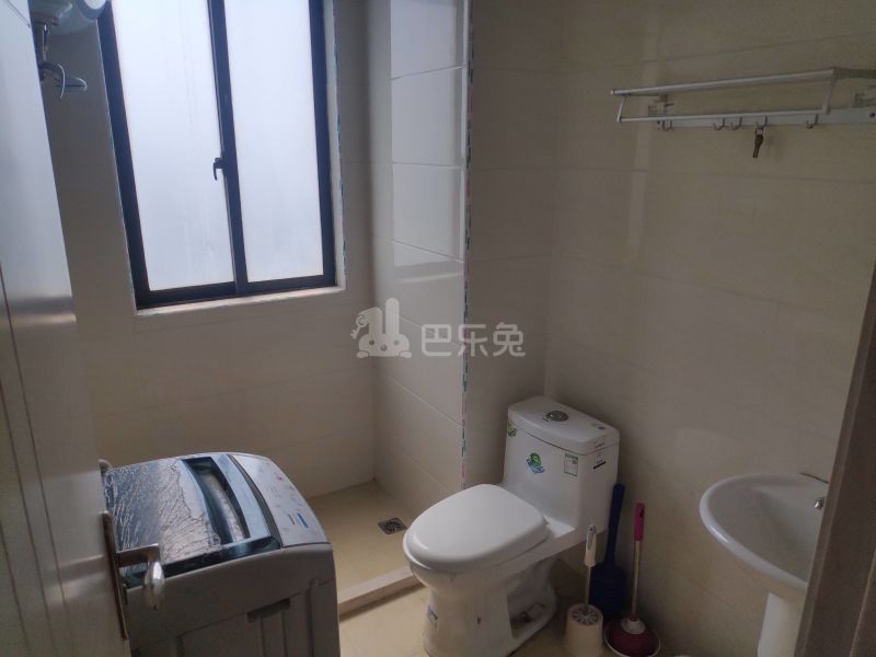 嘉诚国际花园5838697卫生间图14