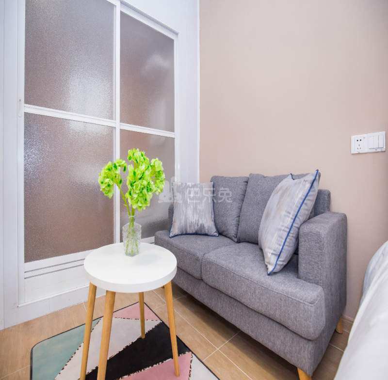 碧家国际社区（白石龙地铁站店）5838777客厅图4