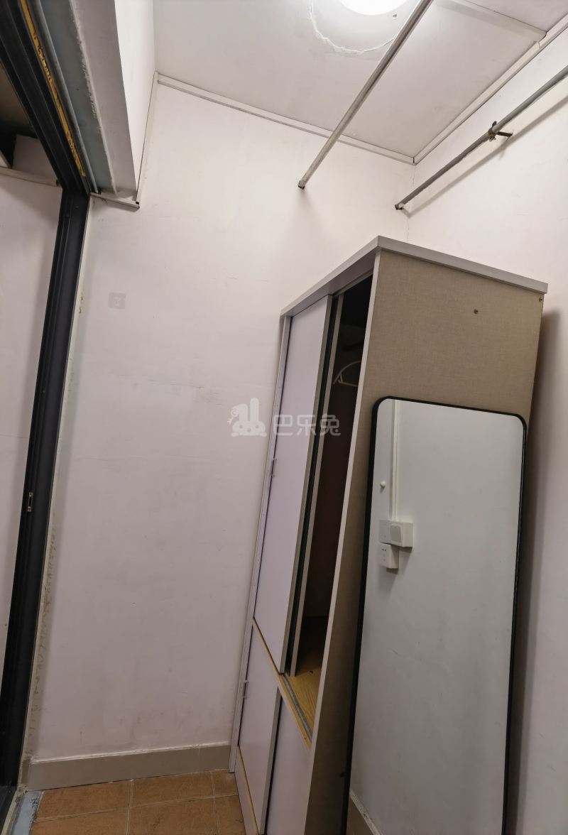 现代城华庭5843855卧室图2