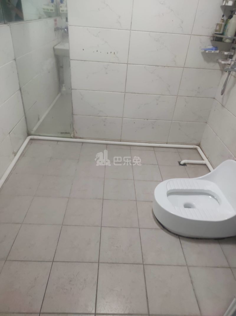 现代城华庭5843855卫生间图6