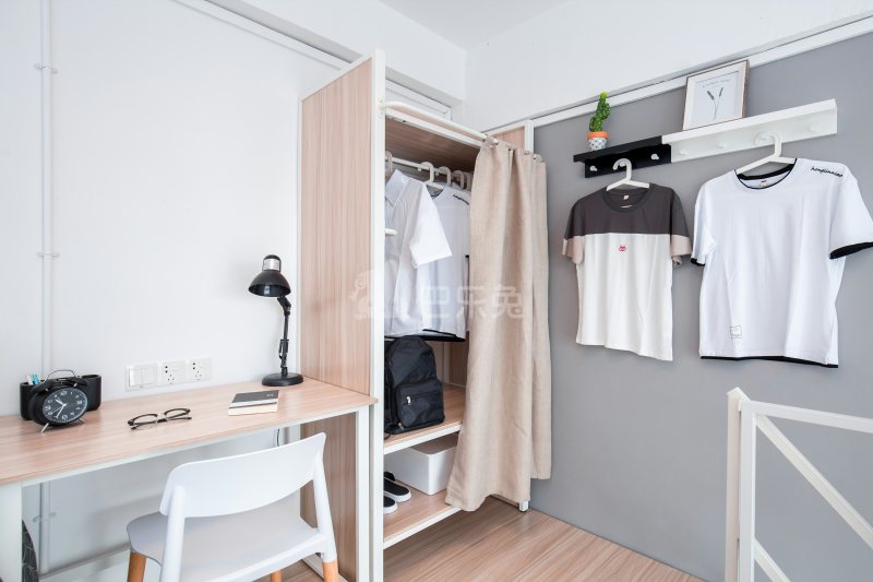 碧家国际社区（龙华共和店）5889379卧室图1