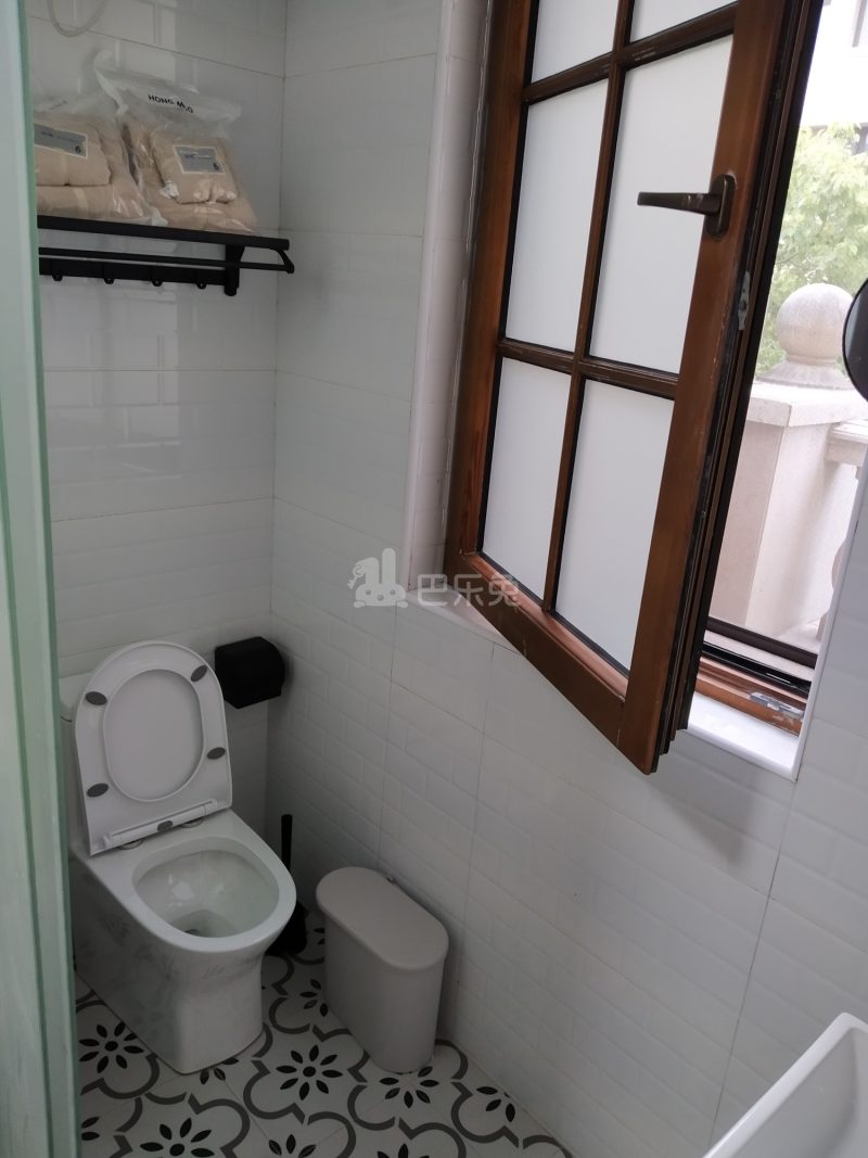 中建大公馆（别墅）5909805卫生间图23