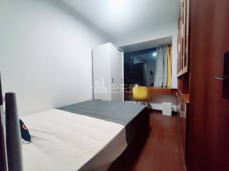 鼎太风华四期5913595卧室图0