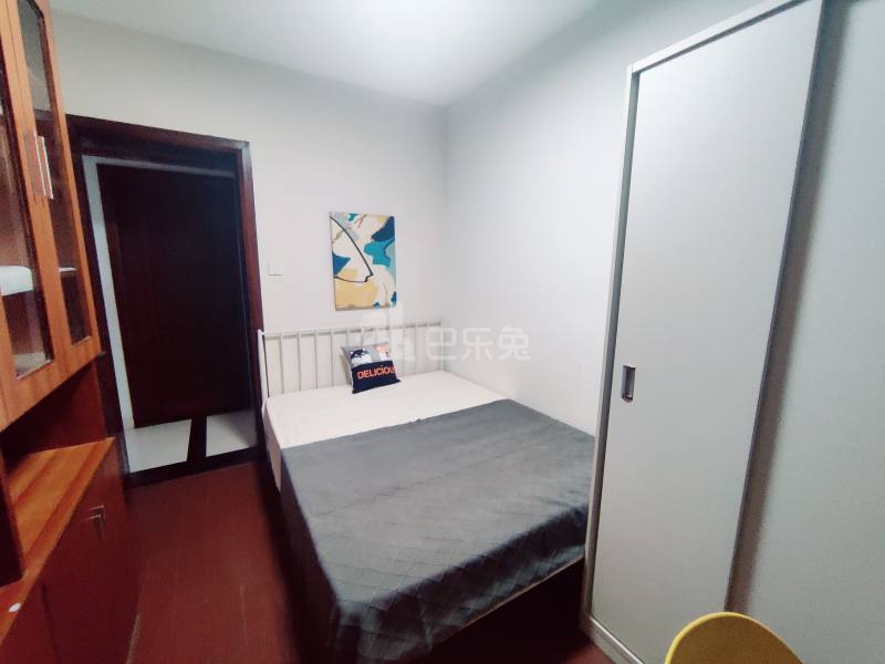 鼎太风华四期5913595卧室图1