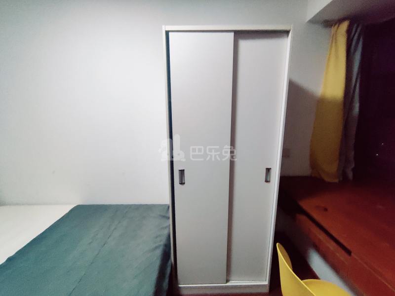 鼎太风华四期5913595卧室图2