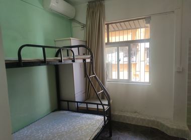 后海第一统建楼 