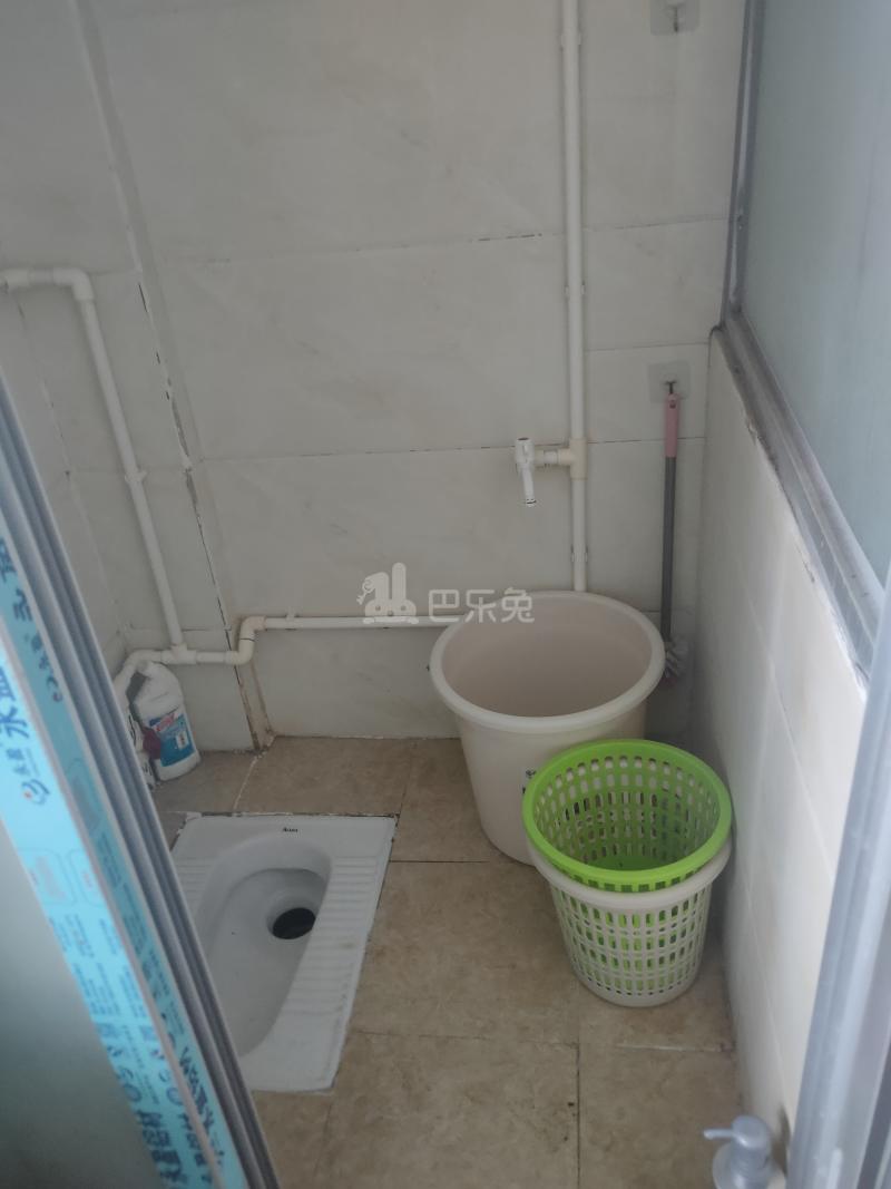 南贸花园5956209卫生间图4