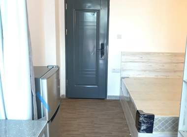 庭苑公寓（梧桐店） 1室0厅0卫