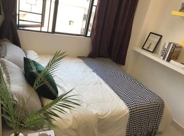 庭苑公寓（风玲木店） 1室1厅0卫