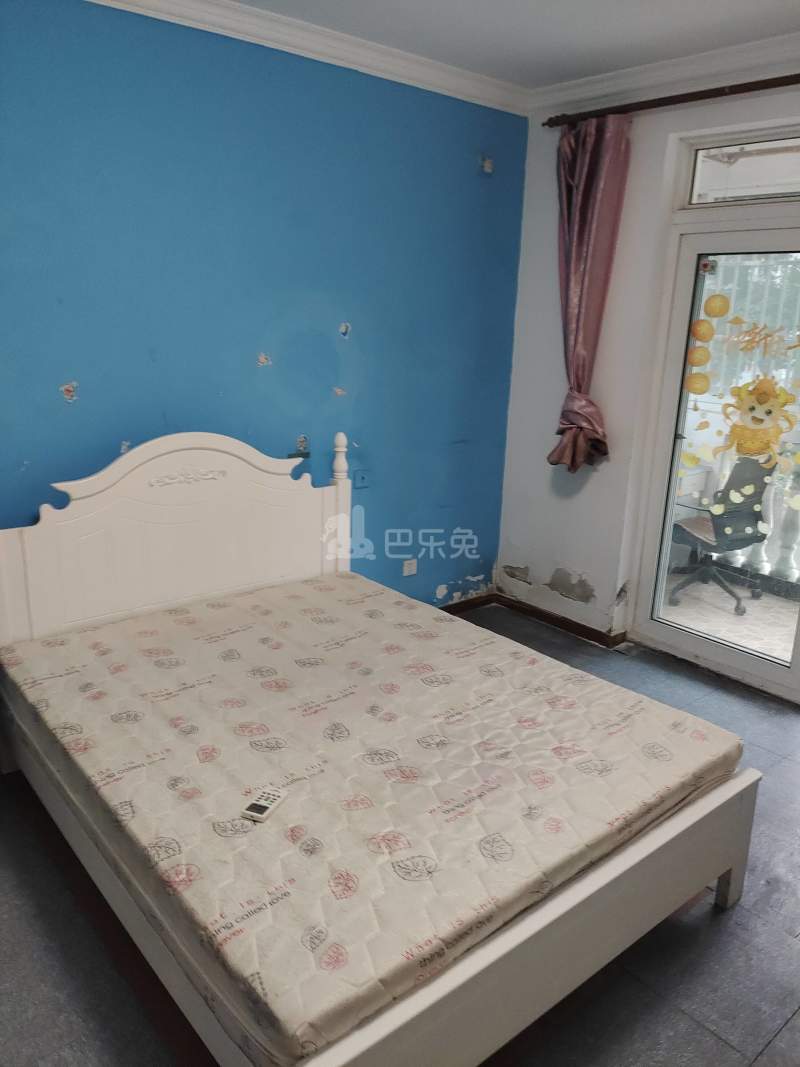 鑫都城宝铭苑5983294卧室图1