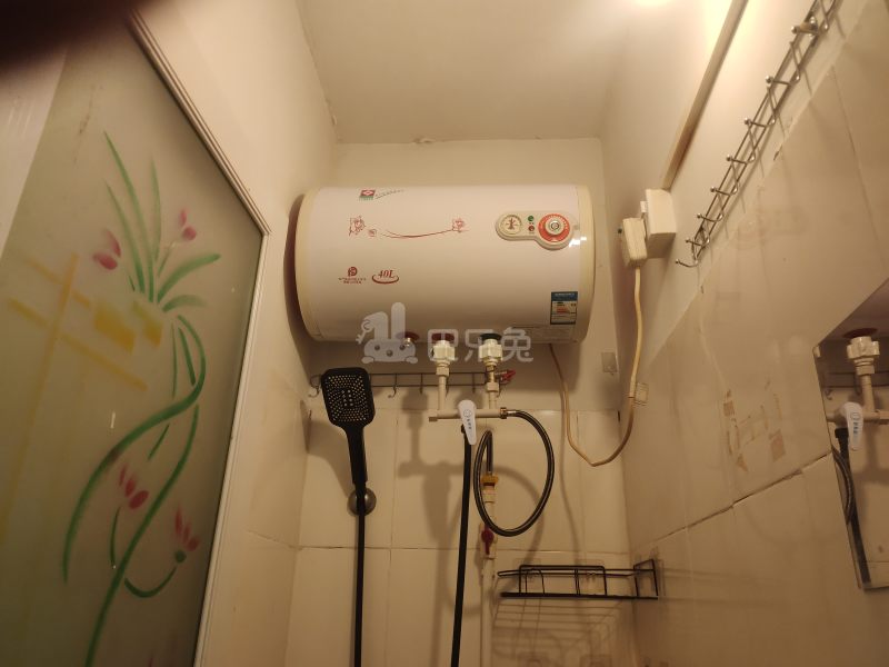 天河花园5998325卧室图3