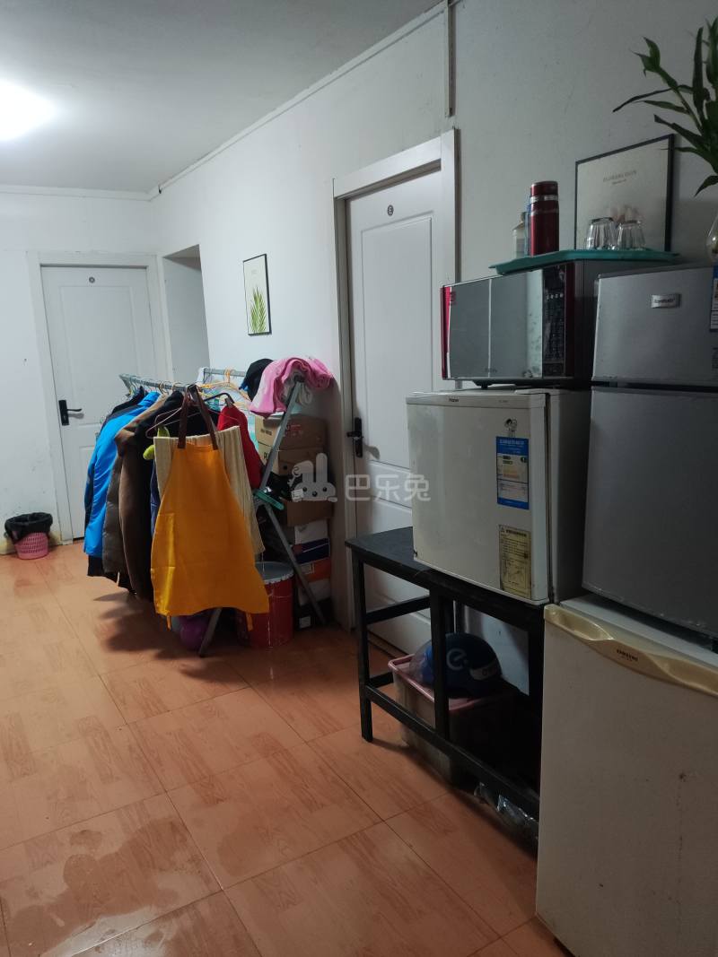 贵仁绿苑6003889客厅图0