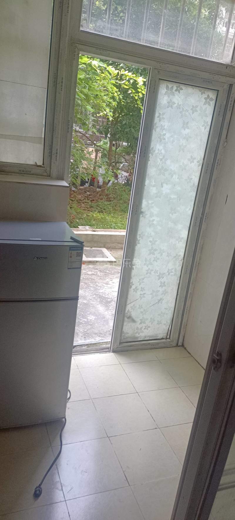 上海豪都国际花园6012814卧室窗户图6