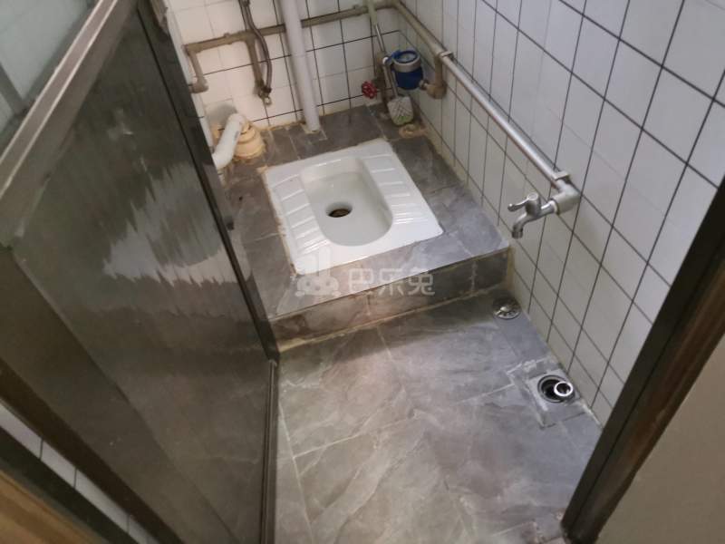 沙河荔园新村6028855卫生间图5