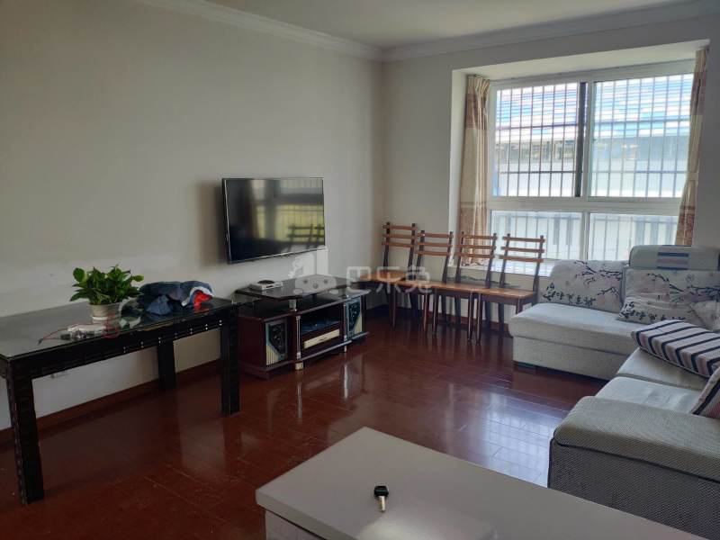 巷佳华苑1期7449958客厅图5