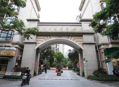 大上海紫金城 1室0厅0卫