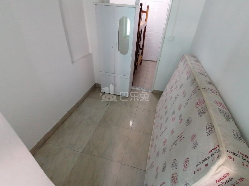 南贸花园6085983卧室图2