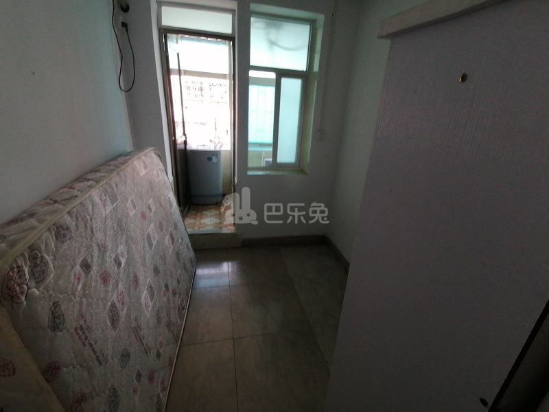 南贸花园6085983卧室图3