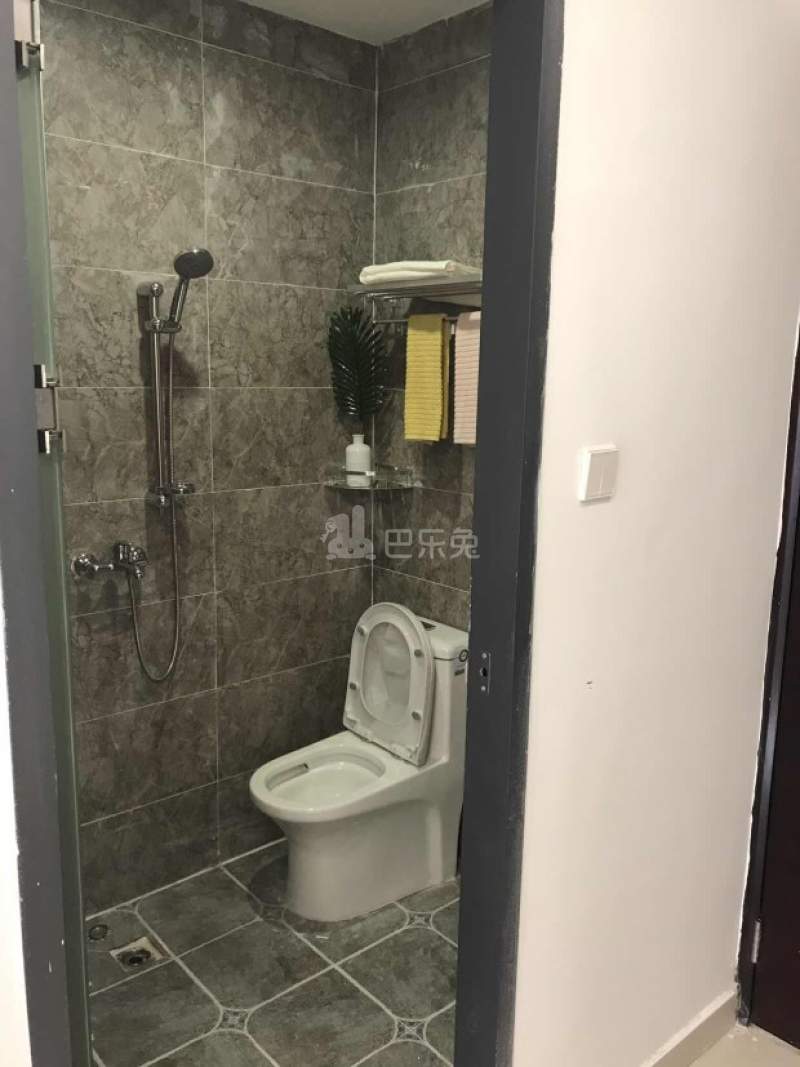 庭苑公寓（凤凰木店）6087394卫生间图4