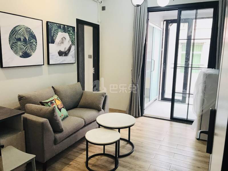 庭苑公寓（凤凰木店）6087423客厅图1