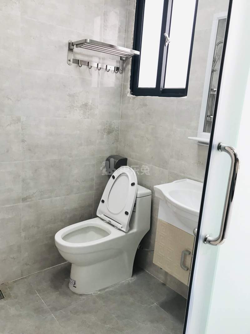 庭苑公寓（凤凰木店）6087423卫生间图4