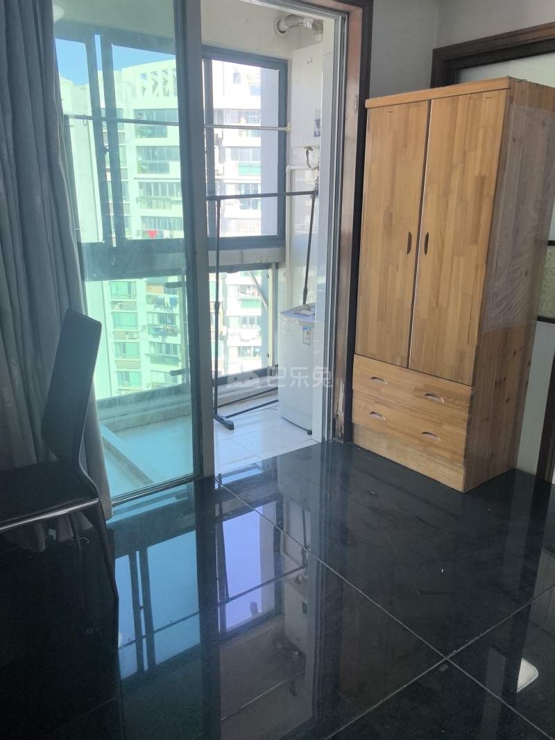 华谊星城名苑6095096卧室图0