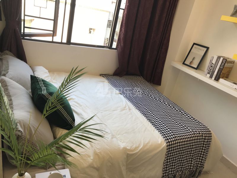 庭苑公寓（凤凰木店）6110957卧室图0