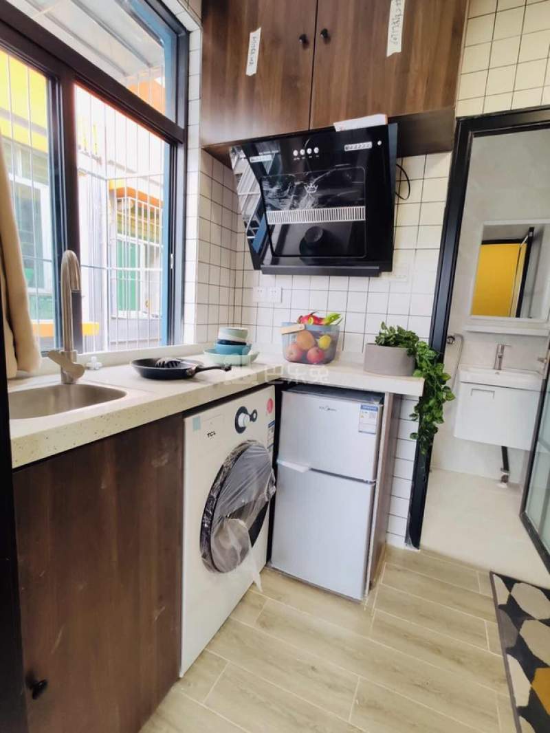 庭苑公寓（凤凰木店）6110963厨房图4