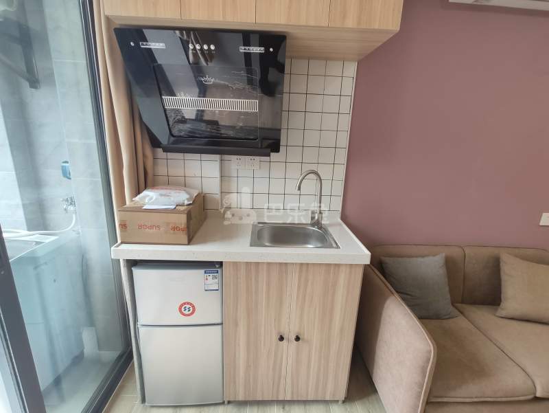 庭苑公寓（凤凰木店）6111010厨房图4
