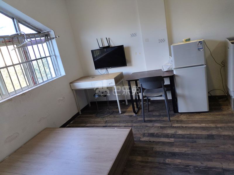 新市家园6120706卧室图4