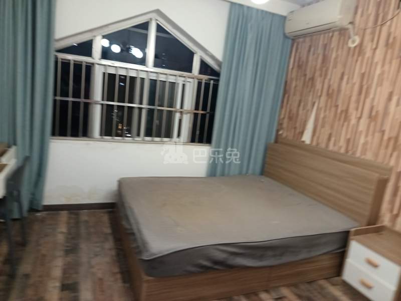 新市家园6120707卧室图2