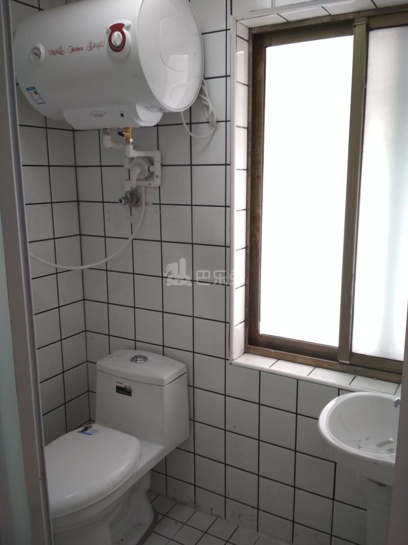 元吉小区北区（元和路181弄）6124571卫生间图8