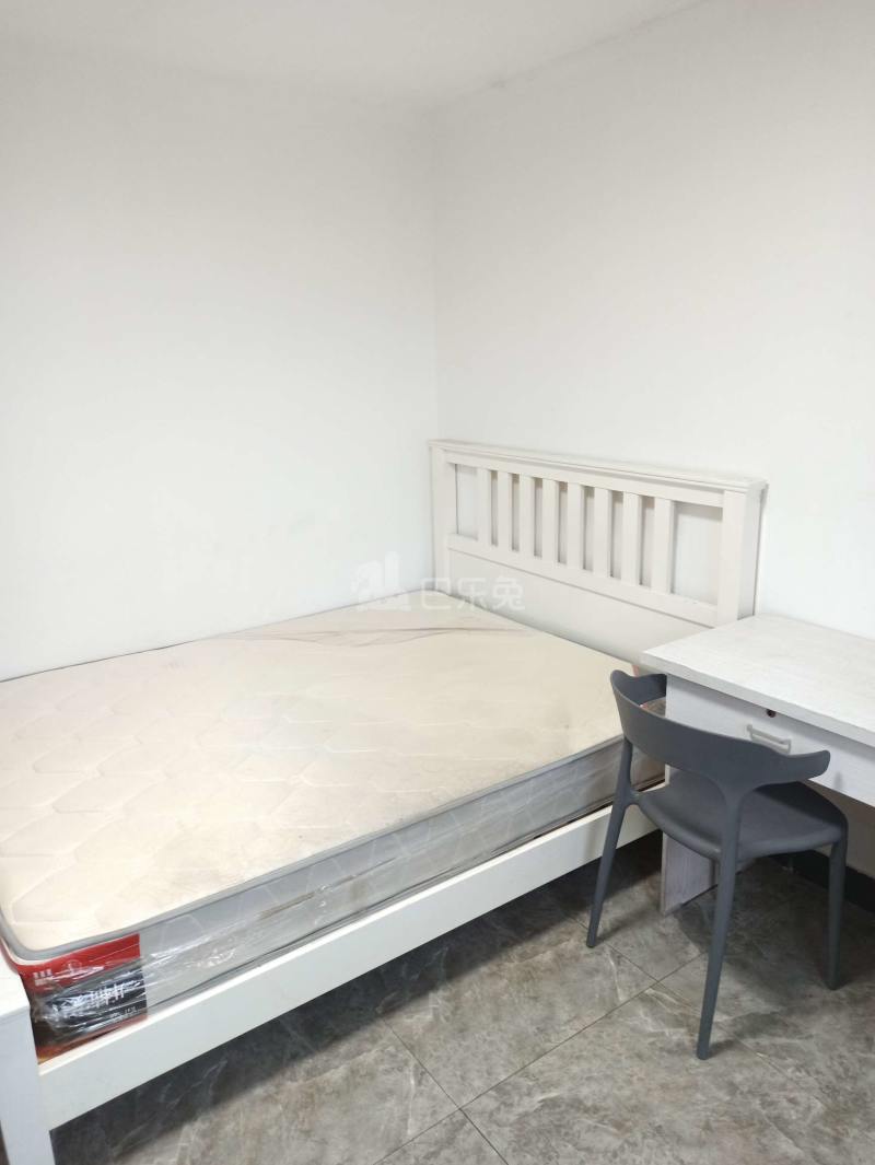 鑫都城柳岸人家6148035卧室图2