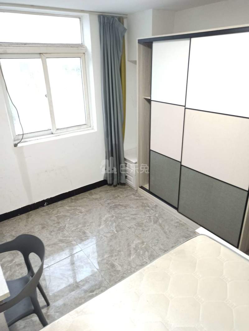 鑫都城柳岸人家6148035卧室图1