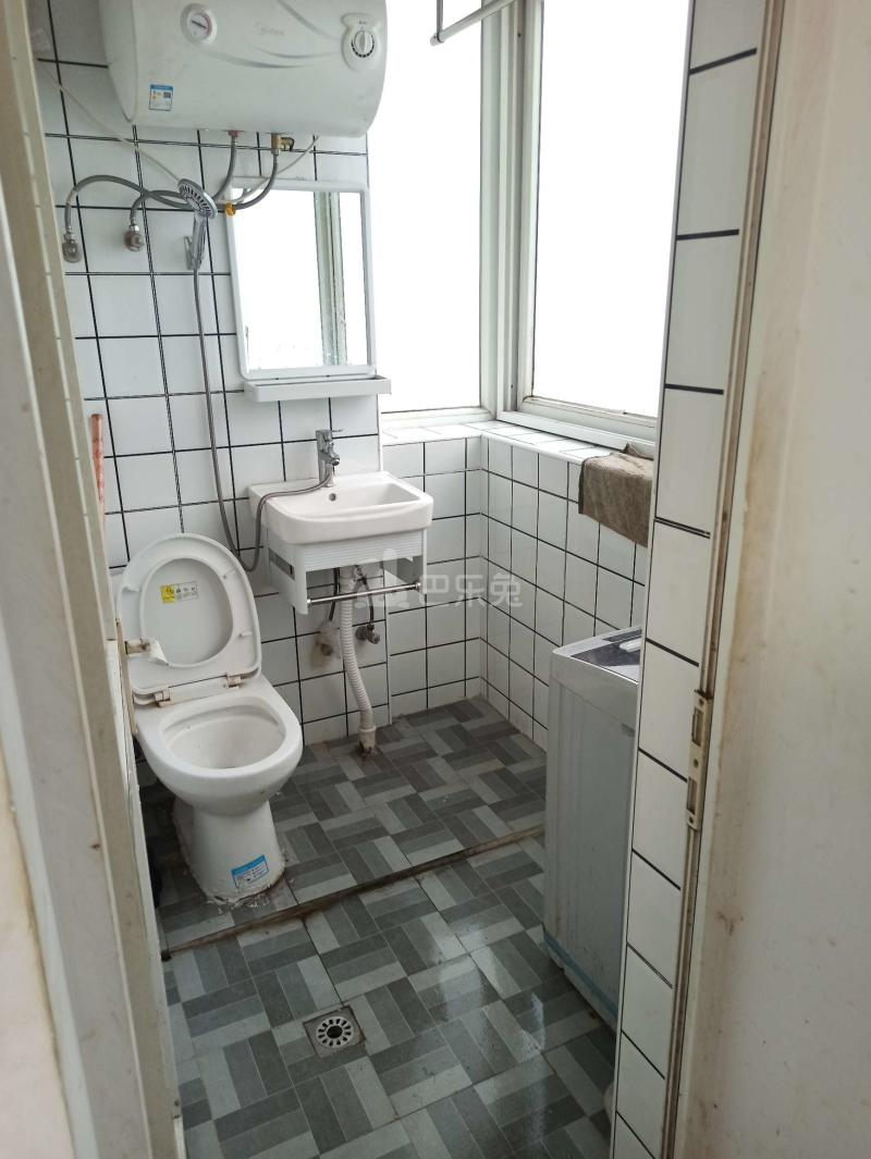 鑫都城柳岸人家6148035卫生间图9