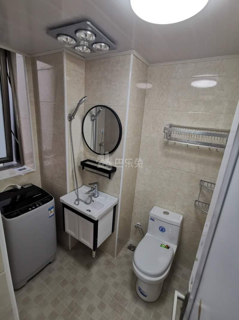 地产尚海郦景6162125卫生间图6