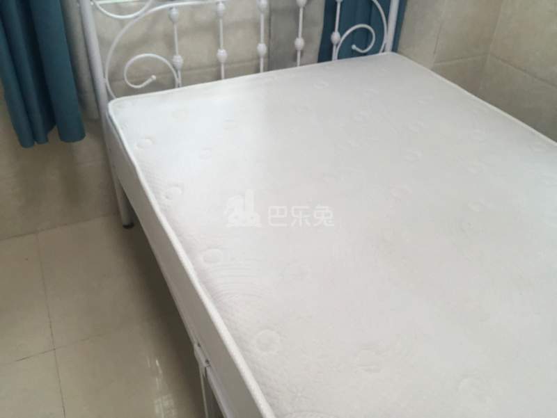 江夏村东一街九巷4号6182798卧室图0