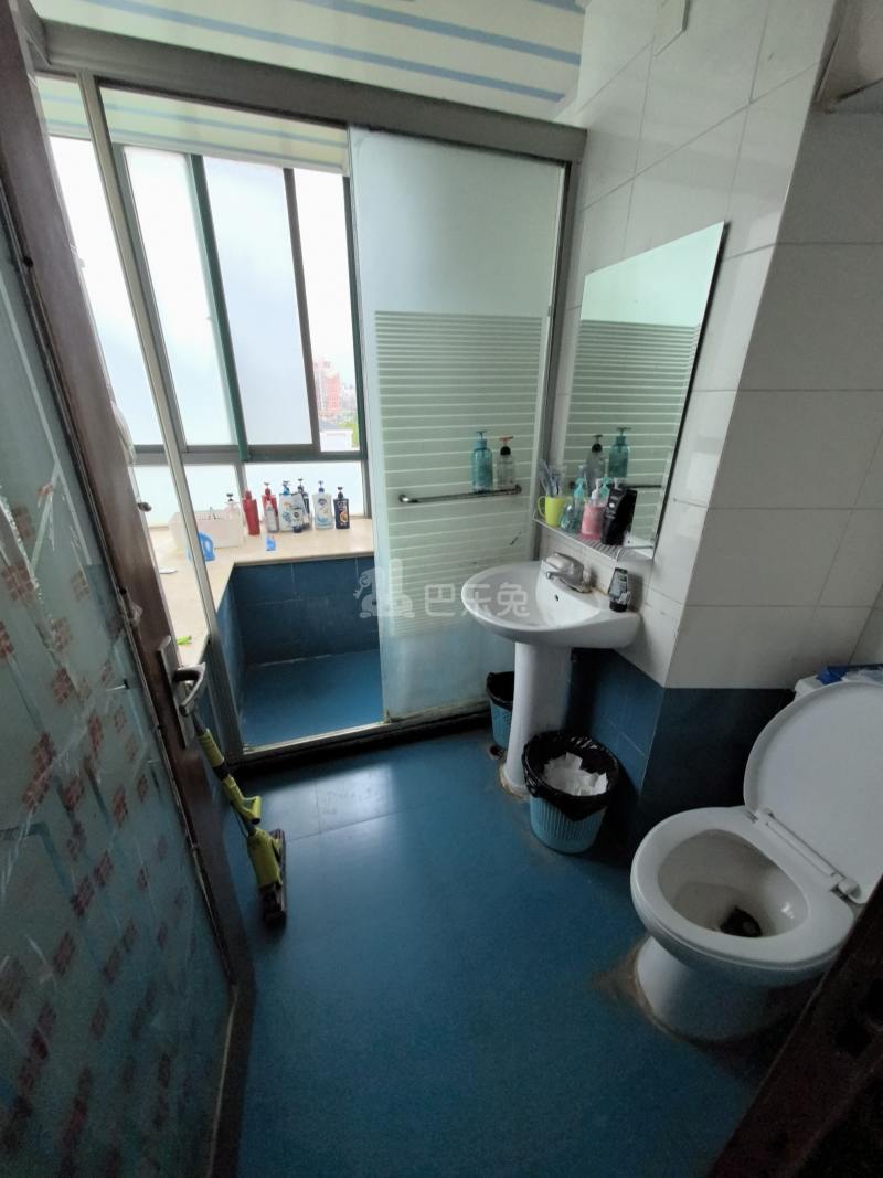 美林小城6198006卫生间图8