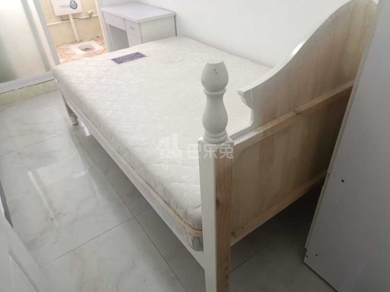 后海第一统建楼6222382卧室图2