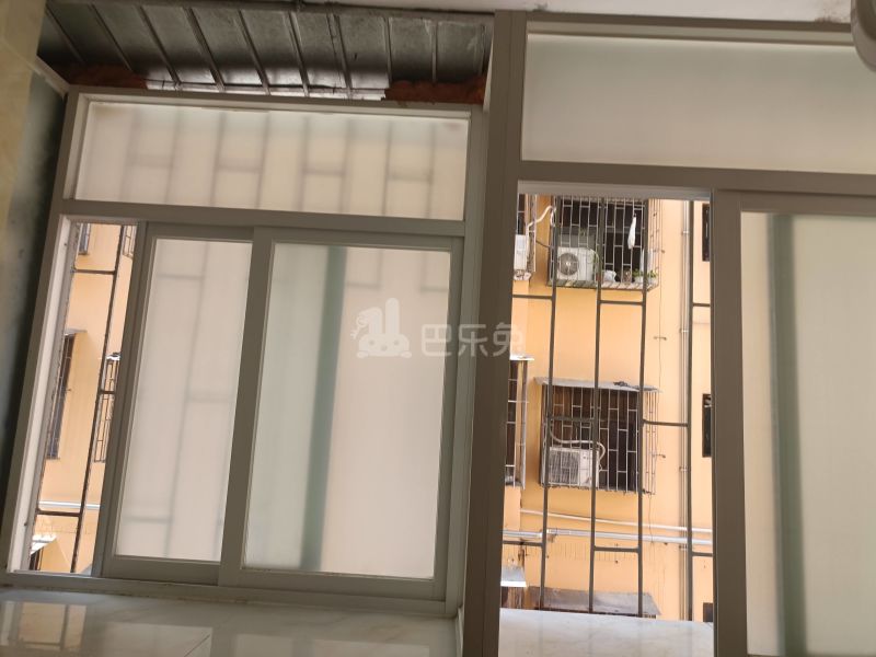 后海第一统建楼6222382卧室窗户图6