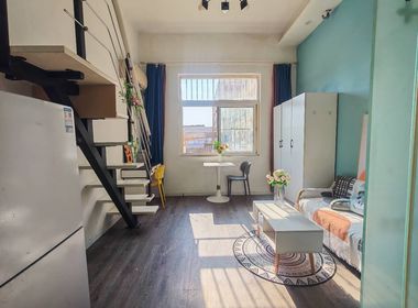 鹤立西路1-9幢 1室0厅1卫