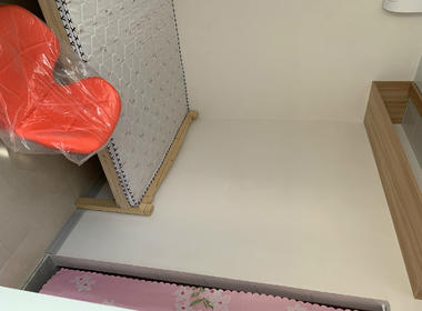 杨思地铁公寓 1室0厅0卫