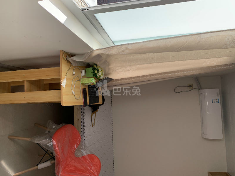 杨思地铁公寓6228328卧室图2