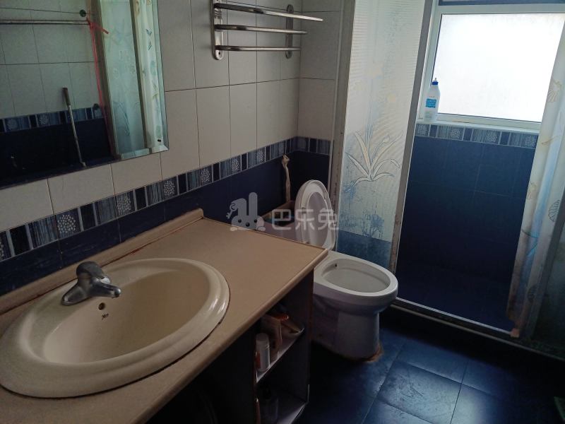 飘鹰东方花园6228560卫生间图14