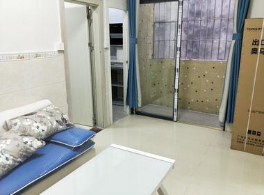 江夏村四约3-3号 