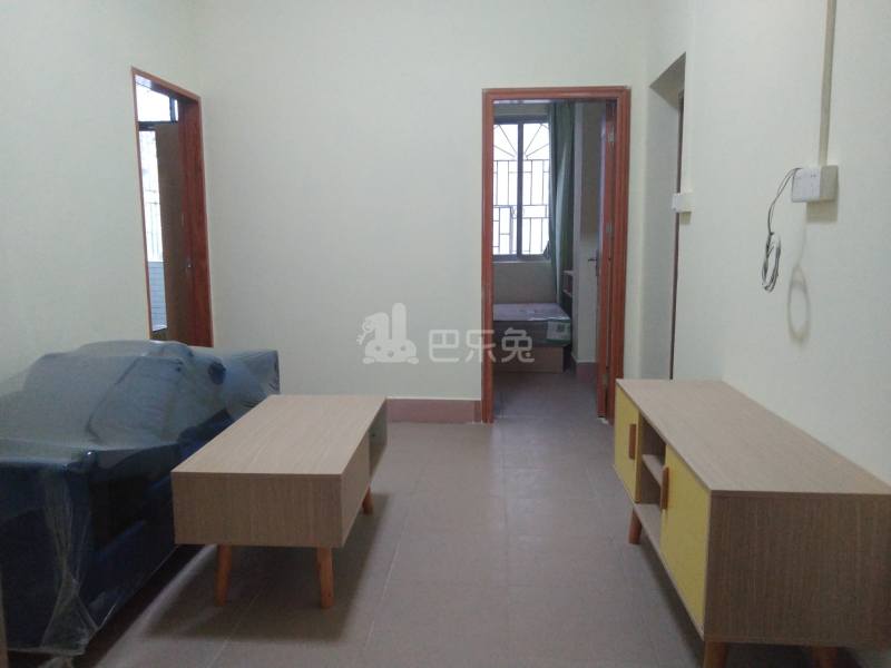 江夏村东一街57号6269298客厅图4