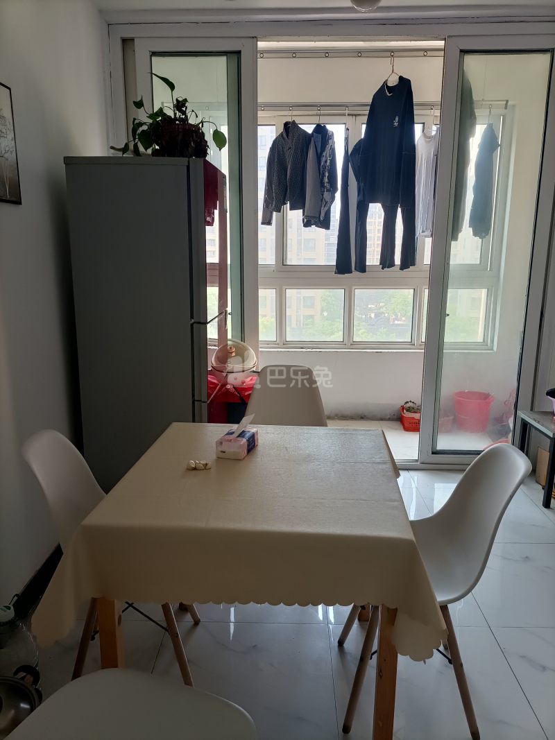 金昊雅苑南区6269873客厅图4