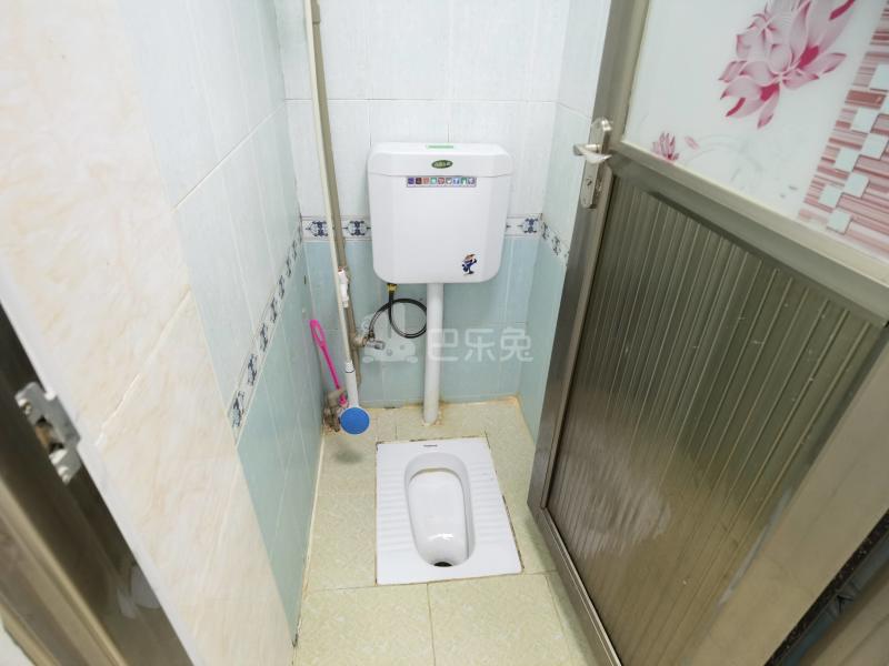 江南名苑6282617卫生间图8